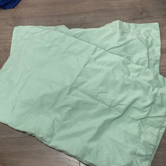 2 Standard Size Teal Pillowcases - Picture 1 of 1